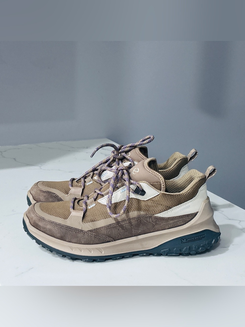 ECCO ULT-TRN Waterproof Hiking Shoes Brown Suede Michelin Grip Womens 7 7.5
